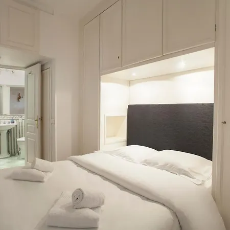 Mithouard Apartment Paris