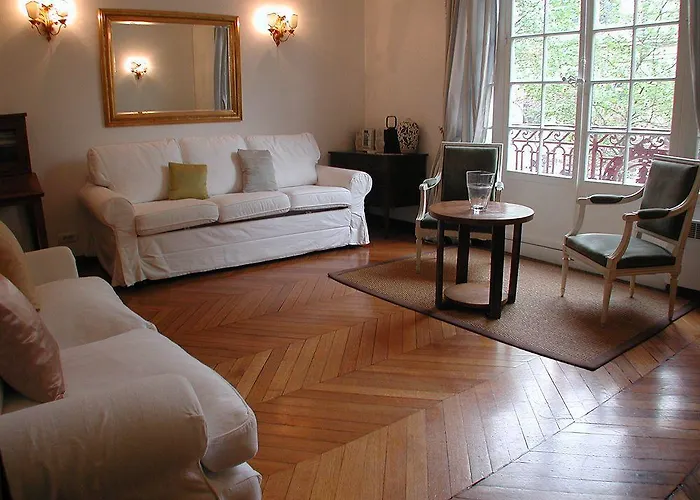 미투아르 아파트먼트 파리