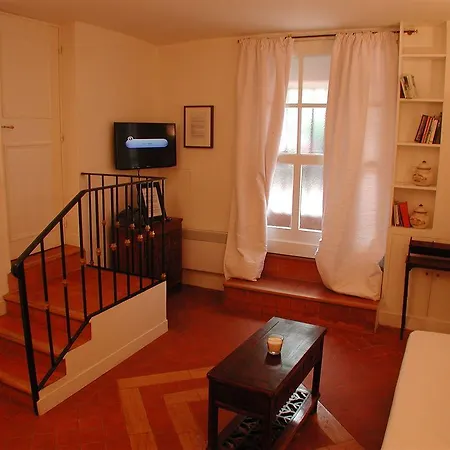 Mithouard Apartment Paris