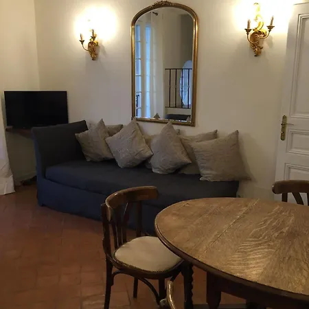 Apartment Mithouard