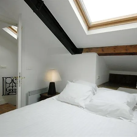 Apartment Mithouard Paris