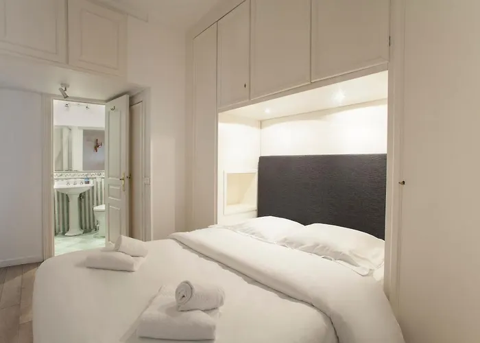 Mithouard Апартаменты Париж