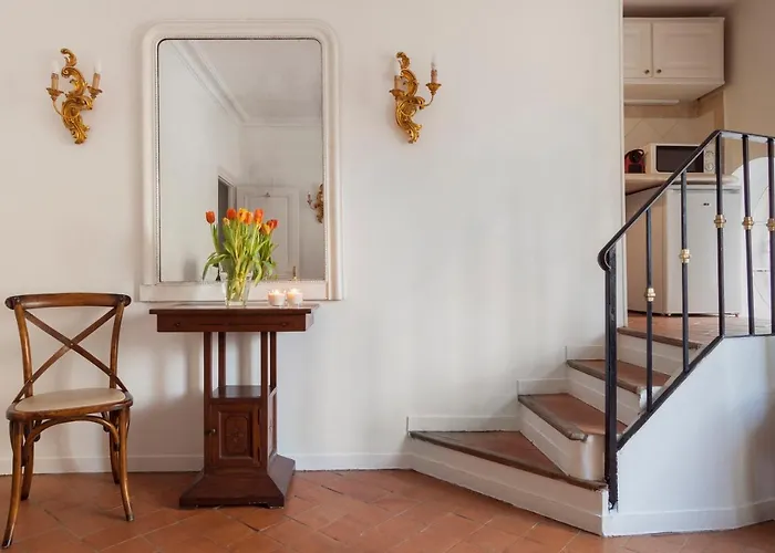 Mithouard Апартаменты